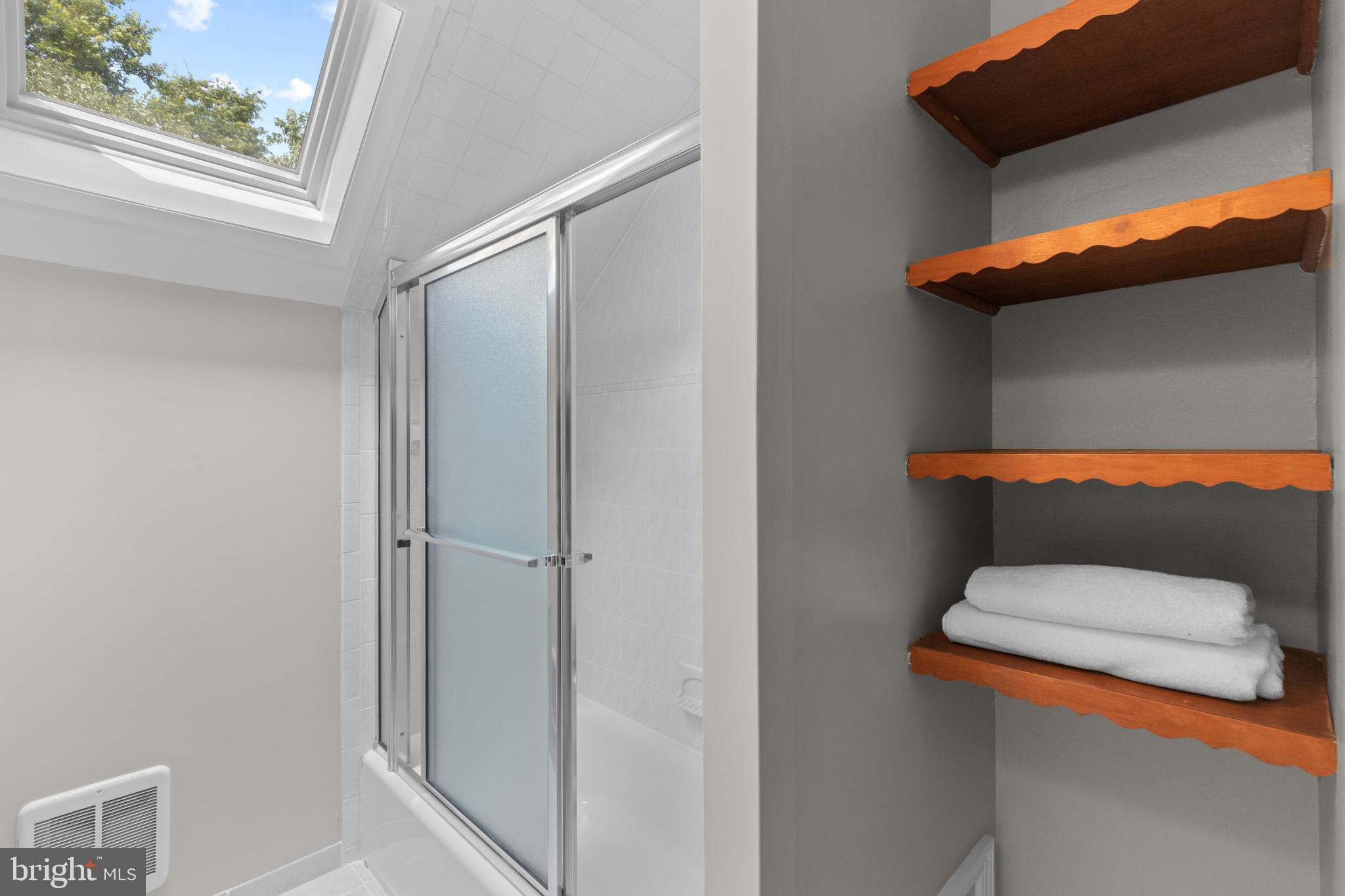 6693 Old Waterloo Road Elkridge, MD 21075 - Photo 30 of 41