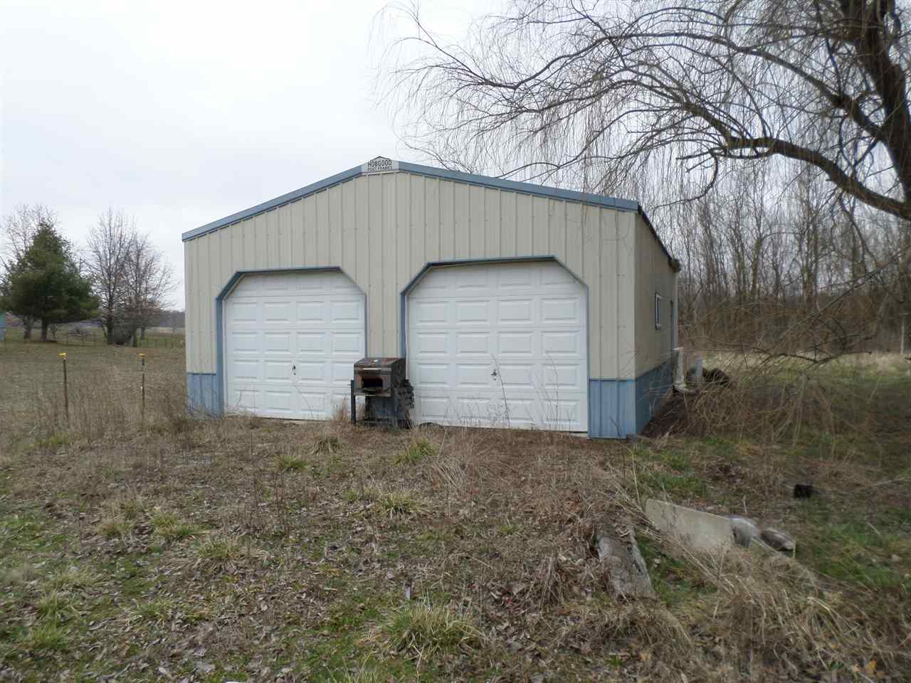 1266 West New Hope Road Boonville, IN 47601 - Photo 2 of 13 Gallery Image 2