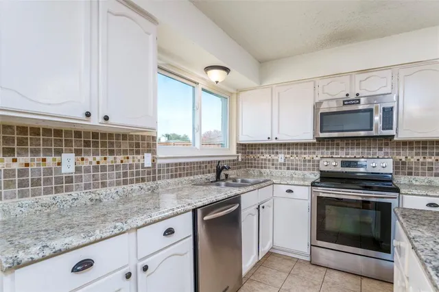 $350,000 | 5300 Queenlily Court, Arlington, TX 76018