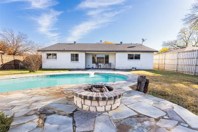 $350,000 | 5300 Queenlily Court, Arlington, TX 76018