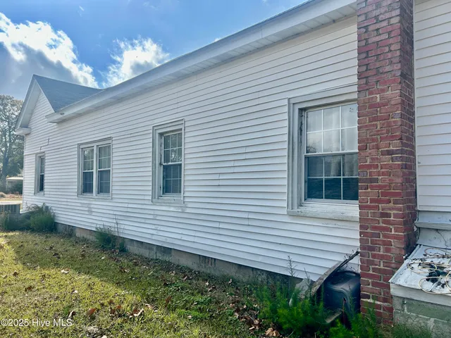 $45,000 | 1097 James Street, Robersonville, NC 27871