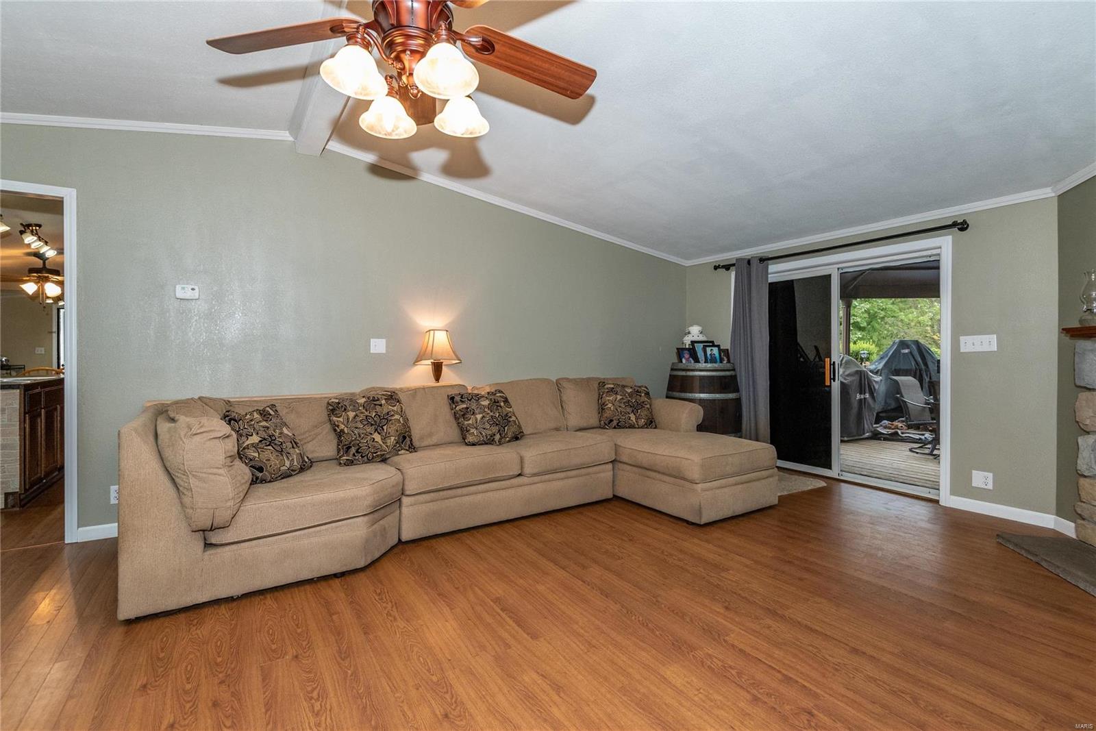 10940 Hunters Creek Drive Lebanon, IL 62254 - Photo 11 of 25 Gallery Image 11