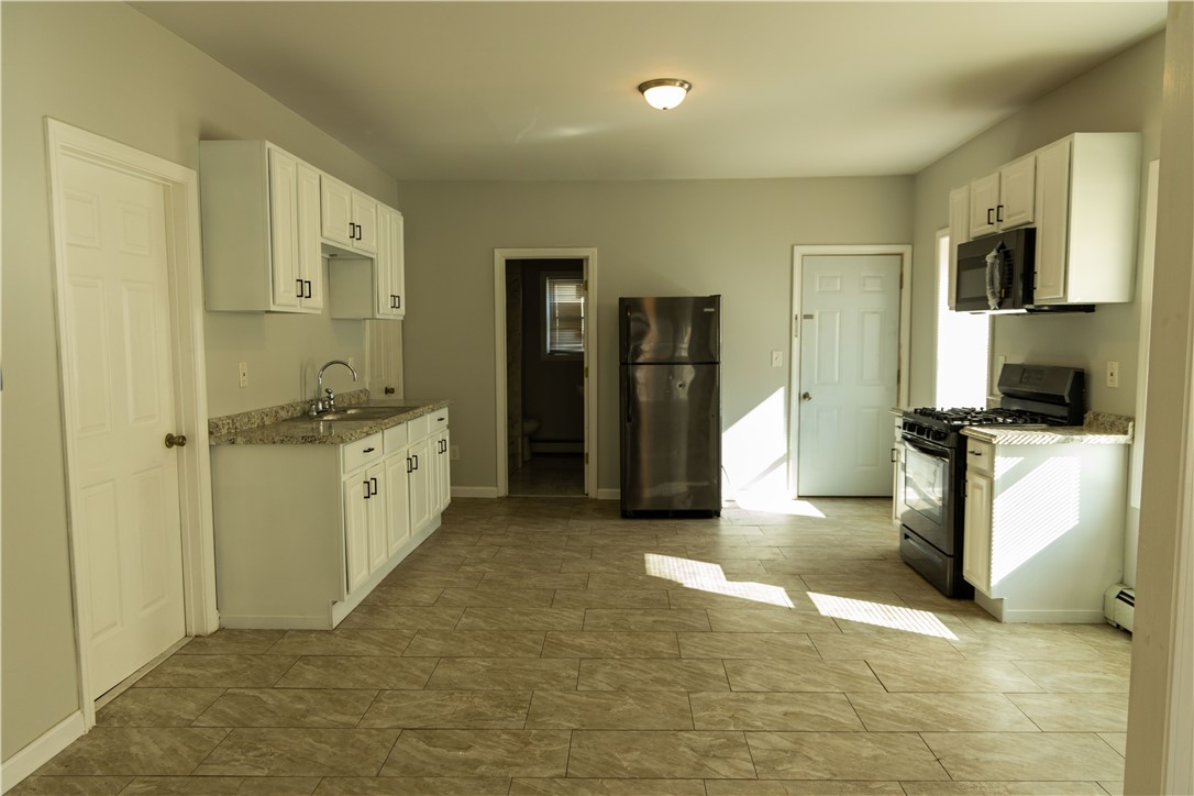 287 Manton Avenue, Unit 1 Providence, RI 02909 - Photo 3 of 11