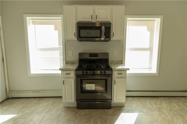 $1,900 | 287 Manton Avenue, Unit 1, Providence, RI 02909