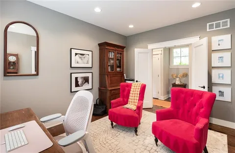 $1,950,000 | 8900 Mohawk Lane, Leawood, KS 66206