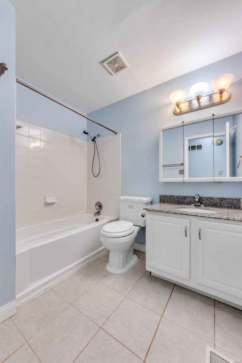 292 Brightfield Drive Ballwin, MO 63021 - Photo 26 of 56