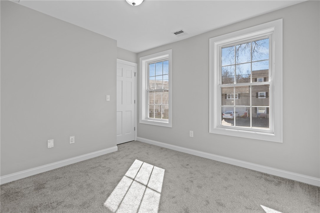 253 Central Street Manville, RI 02838 - Photo 20 of 35