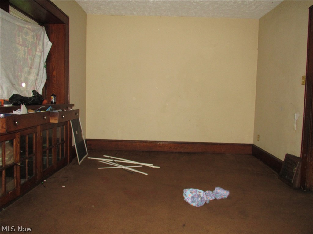 1343 Manchester Road Akron, OH 44307 - Photo 16 of 30