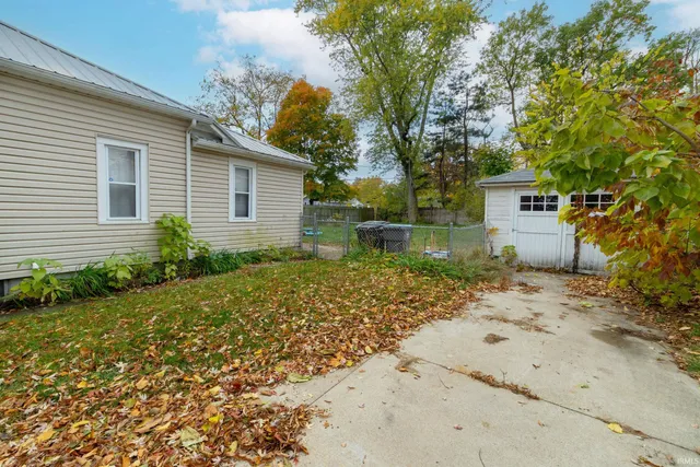 $172,500 | 223 Kenwood Avenue, Elkhart, IN 46516