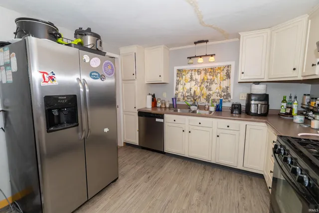 $172,500 | 223 Kenwood Avenue, Elkhart, IN 46516