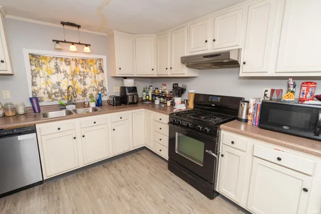 $172,500 | 223 Kenwood Avenue, Elkhart, IN 46516