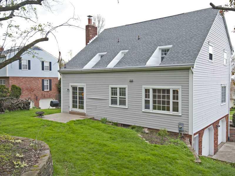 574 Harrogate Road Upper St. Clair, PA 15241 - Photo 23 of 25 Exterior Back.