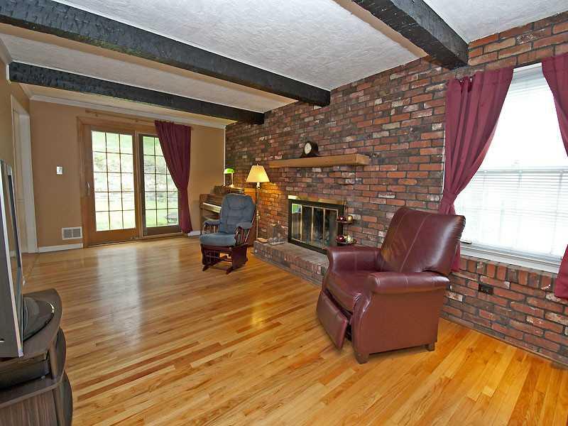 574 Harrogate Road Upper St. Clair, PA 15241 - Photo 8 of 25 Family Room.
