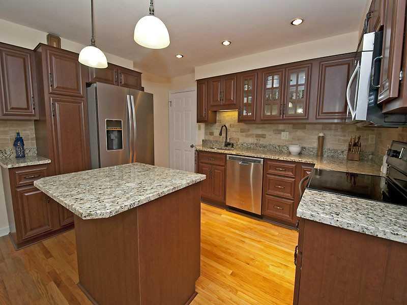 574 Harrogate Road Upper St. Clair, PA 15241 - Photo 10 of 25 Kitchen.