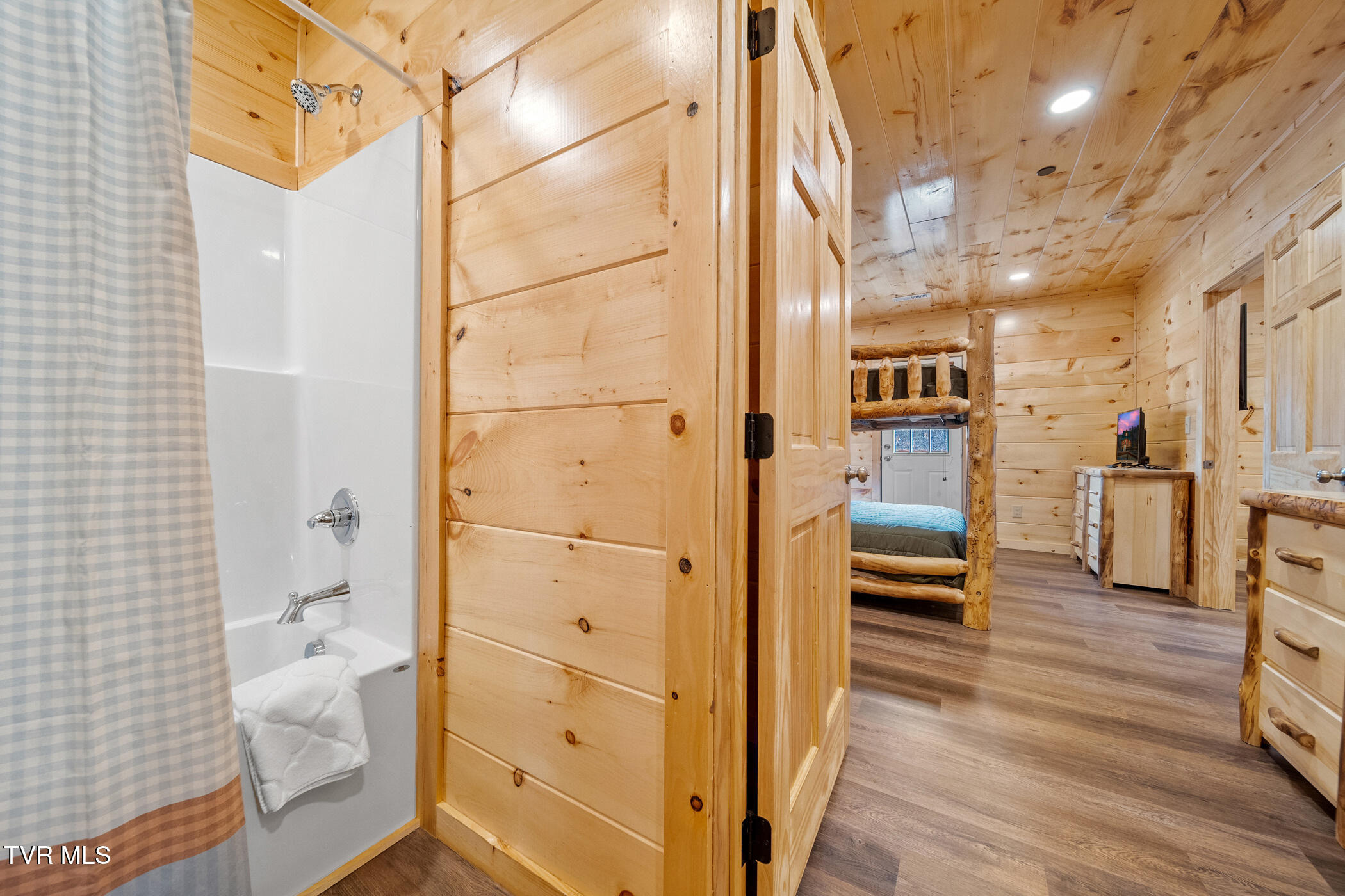 808 String Run Way, Unit LOT B6 Pigeon Forge, TN 37863 - Photo 51 of 64 dsc03317