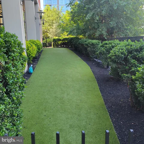 $320,000 | 2429-41 Locust Street, Unit 212, Philadelphia, PA 19103