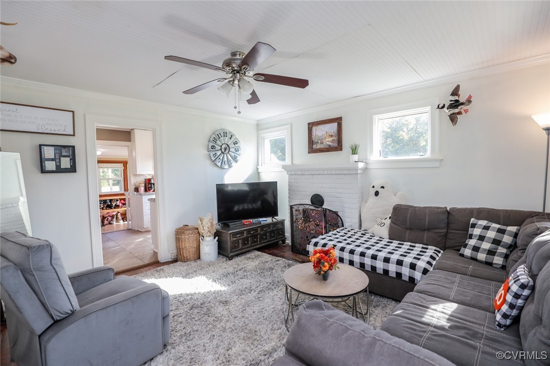 10432 Verdon Road Doswell, VA 23047 - Photo 7 of 30 a living room with furniture and a flat screen tv