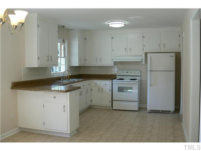 6305 Amhurst Road Durham, NC 27713 - Photo 4 of 12 Photo 4