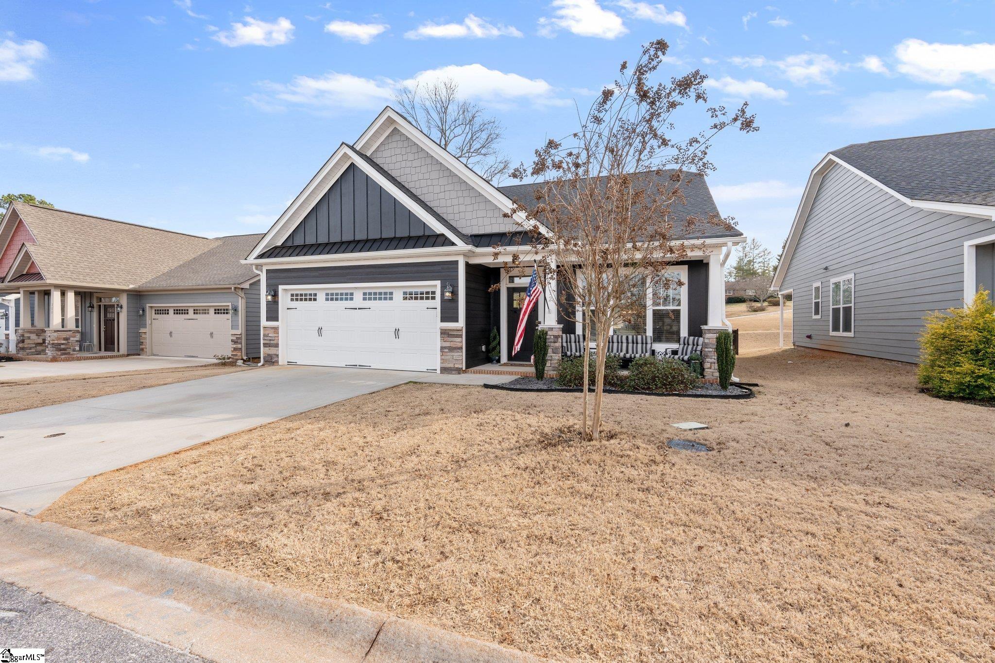 132 Cherrybark Lane Taylors, SC 29687 - Photo 3 of 31