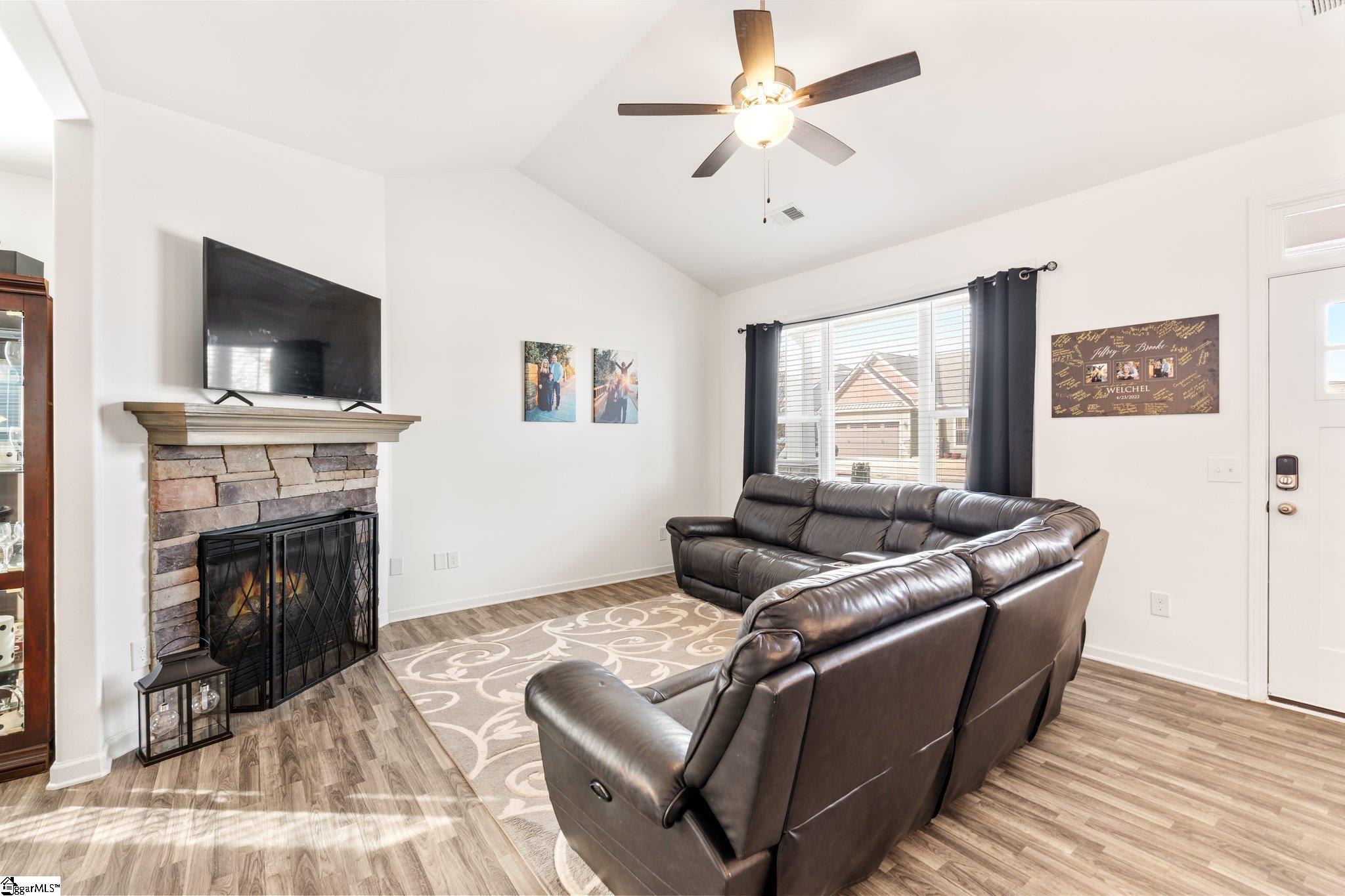 132 Cherrybark Lane Taylors, SC 29687 - Photo 6 of 31