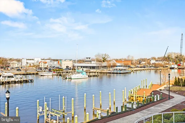 $339,900 | 530 Riverside Drive, Unit 202, Salisbury, MD 21801