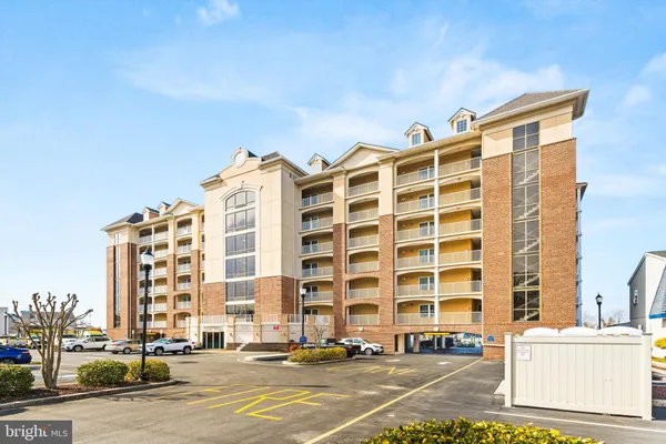 $339,900 | 530 Riverside Drive, Unit 202, Salisbury, MD 21801