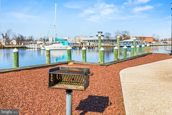 $339,900 | 530 Riverside Drive, Unit 202, Salisbury, MD 21801