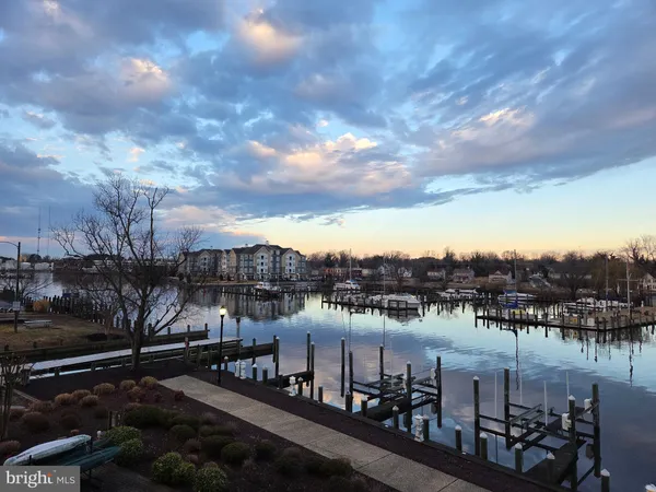 $339,900 | 530 Riverside Drive, Unit 202, Salisbury, MD 21801