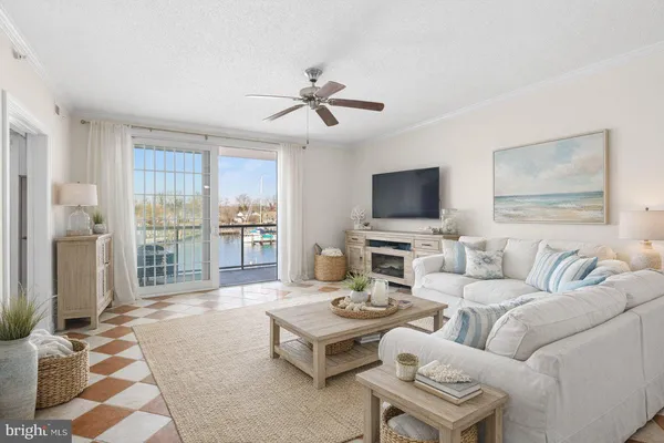 $330,000 | 530 Riverside Drive, Unit 202, Salisbury, MD 21801