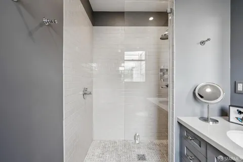 $1,795,000 | 122 Hugo Street, San Francisco, CA 94122