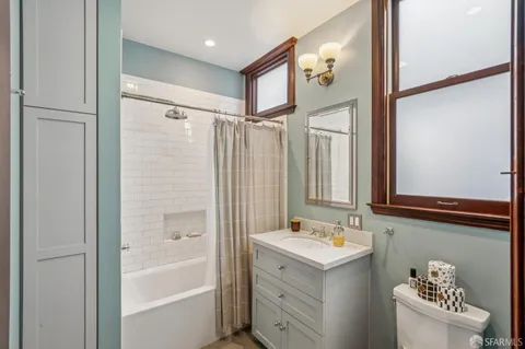 $1,795,000 | 122 Hugo Street, San Francisco, CA 94122