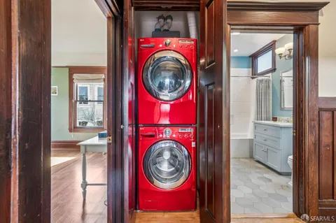 $1,795,000 | 122 Hugo Street, San Francisco, CA 94122