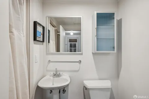 $1,795,000 | 122 Hugo Street, San Francisco, CA 94122