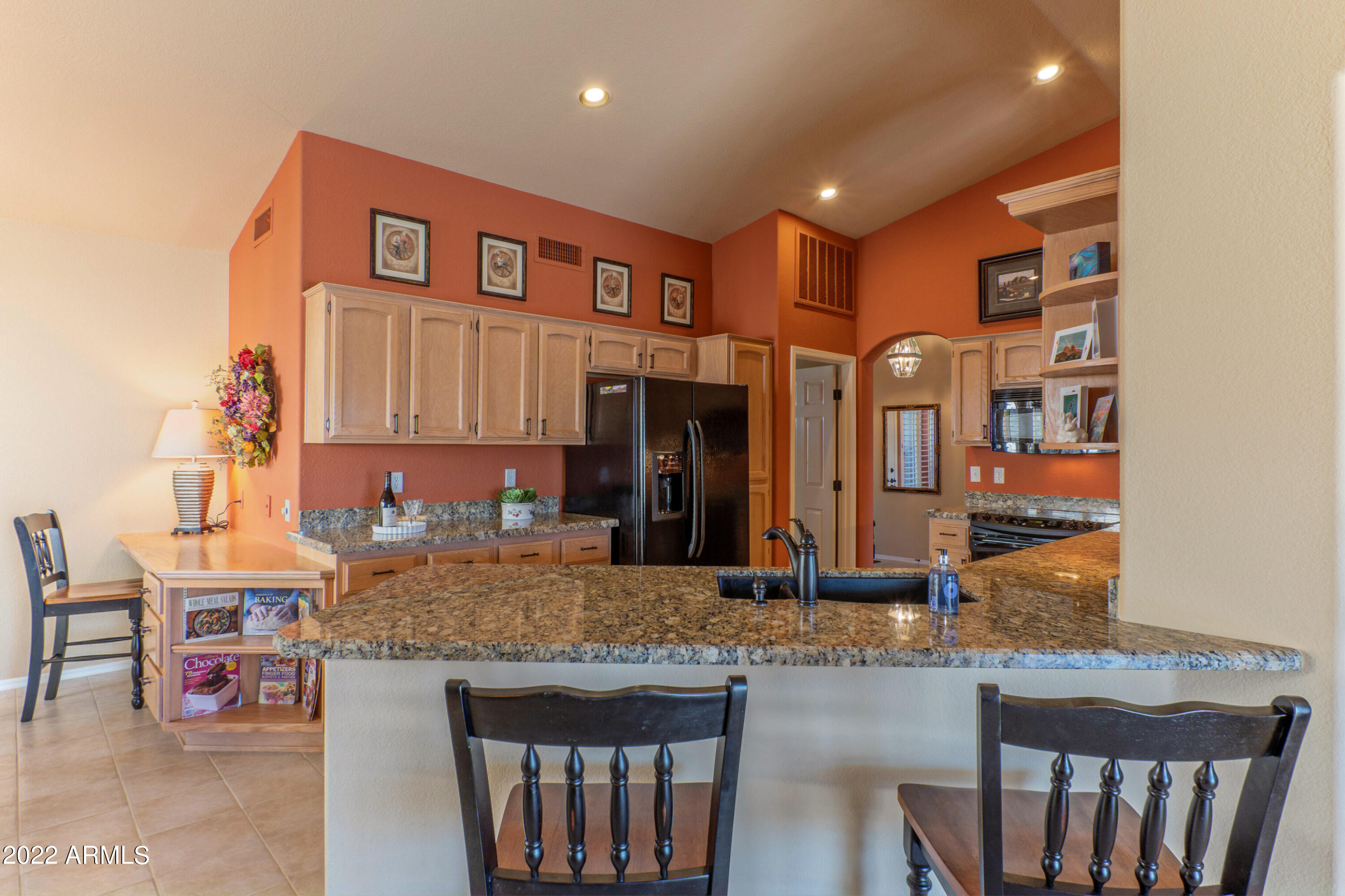 15511 Piccadilly Road Goodyear, AZ 85395 - Photo 15 of 31 Breakfast bar