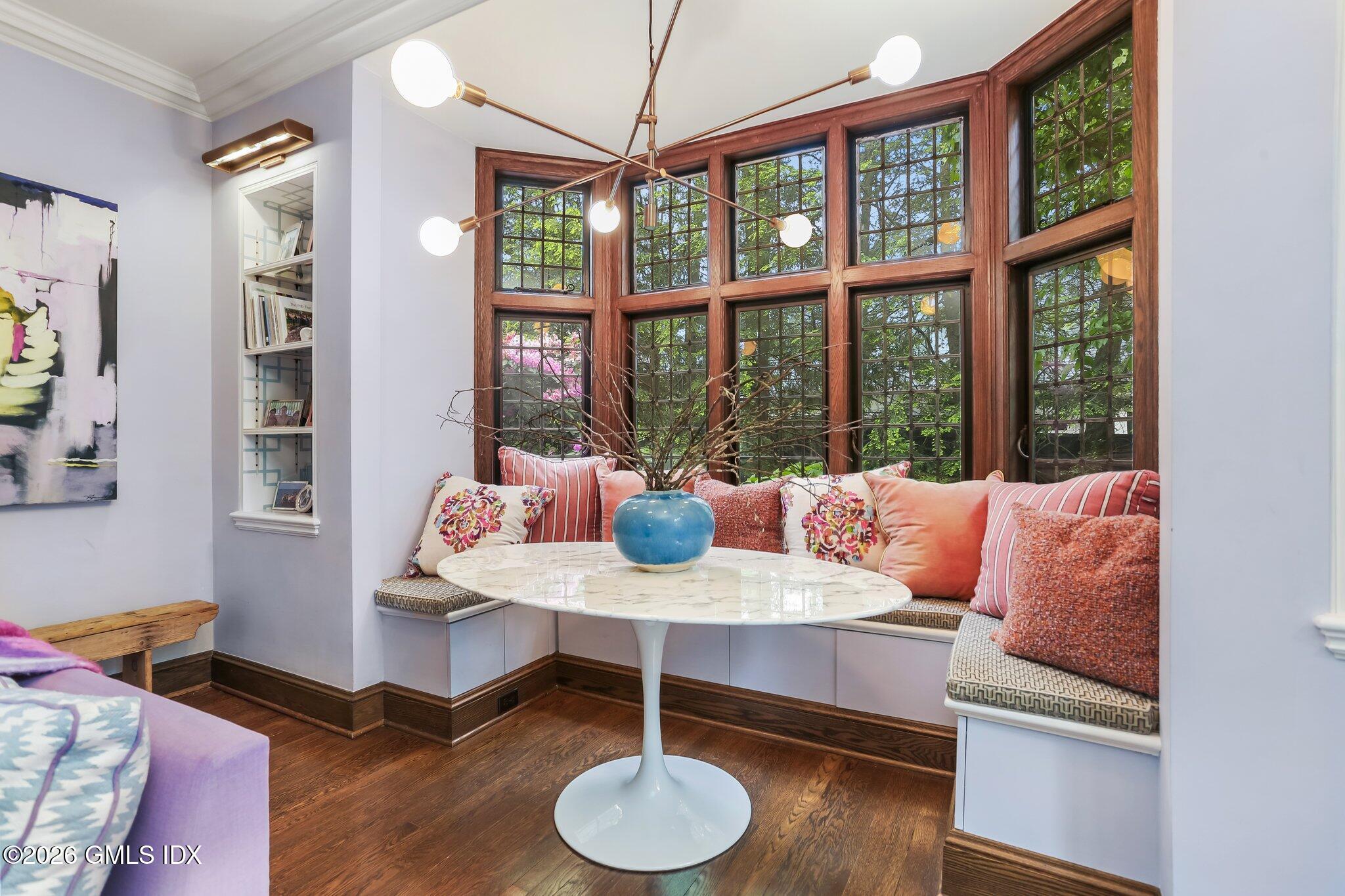 184 Stanwich Road Greenwich, CT 06830 - Photo 8 of 50 11-web-or-mls-184-stanwich-rd