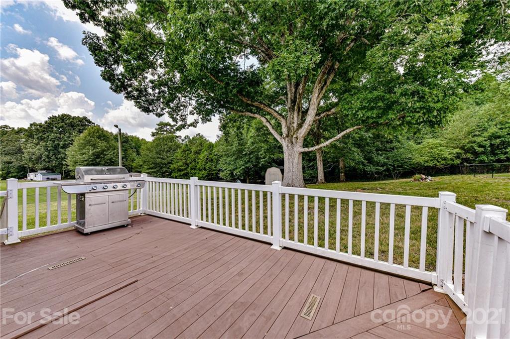 4630 Mel Nunnery Road Fort Lawn, SC 29714 - Photo 28 of 34 Gallery Image 28
