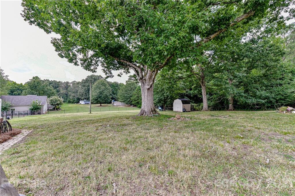 4630 Mel Nunnery Road Fort Lawn, SC 29714 - Photo 29 of 34 Gallery Image 29