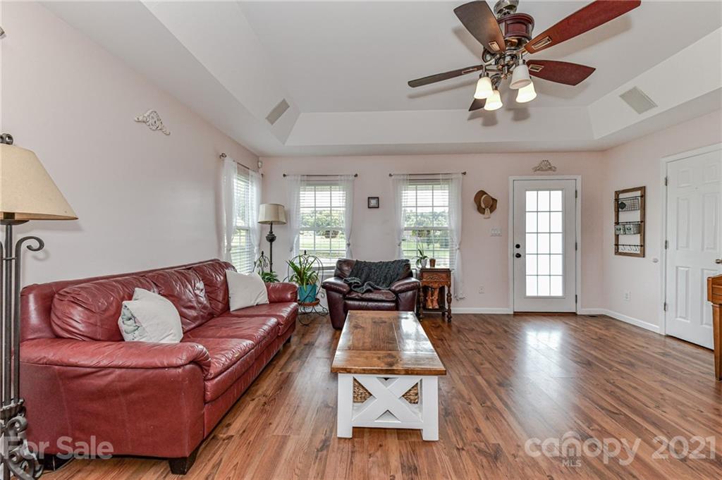 4630 Mel Nunnery Road Fort Lawn, SC 29714 - Photo 6 of 34 Gallery Image 6