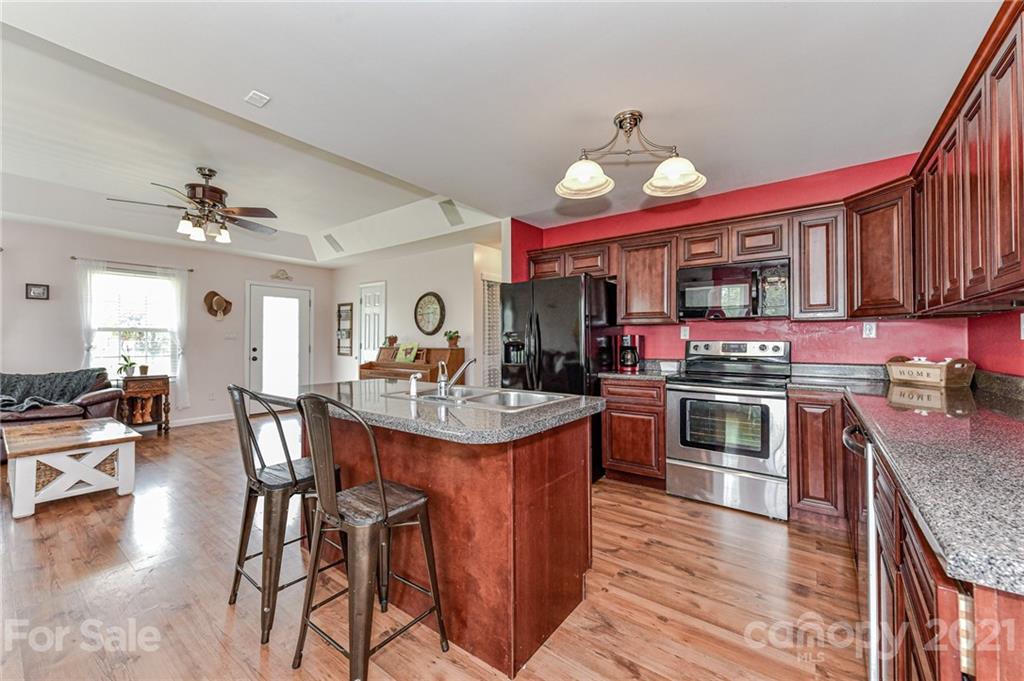 4630 Mel Nunnery Road Fort Lawn, SC 29714 - Photo 10 of 34 Gallery Image 10
