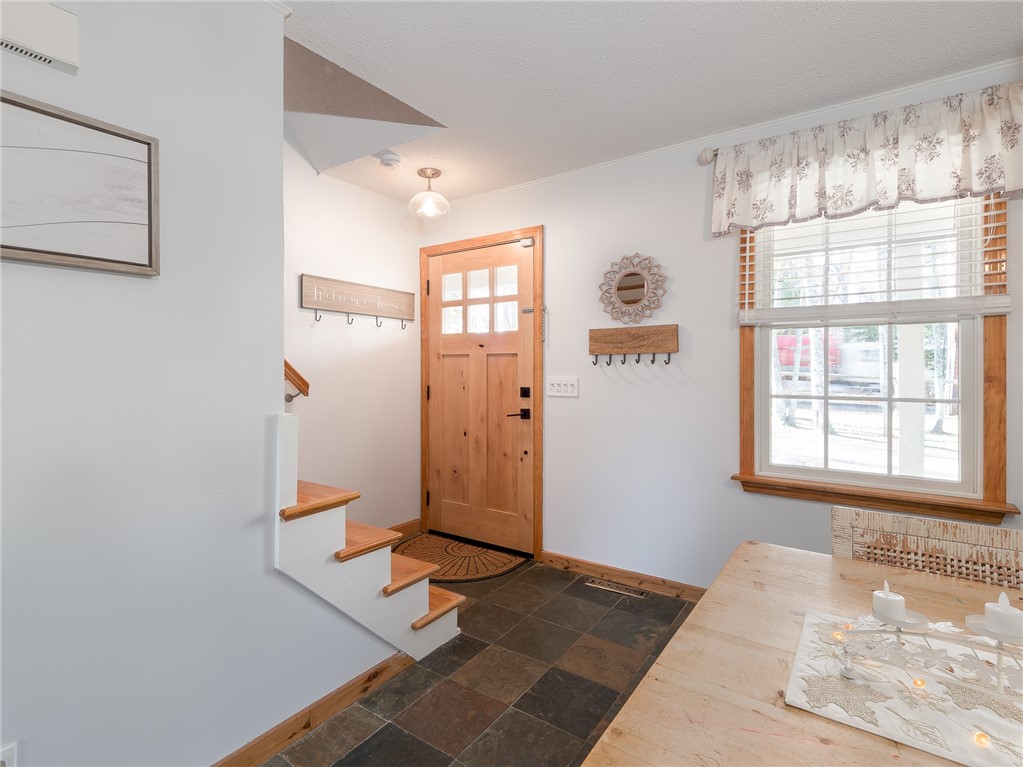 262 Old Rockville Road Hopkinton, RI 02833 - Photo 9 of 40