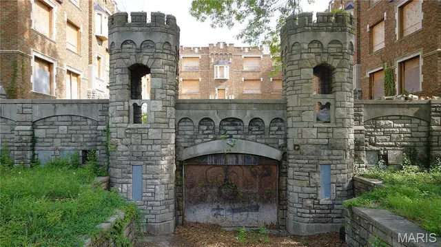 $1,099,000 | 5315 Cabanne Avenue, St. Louis, MO 63112