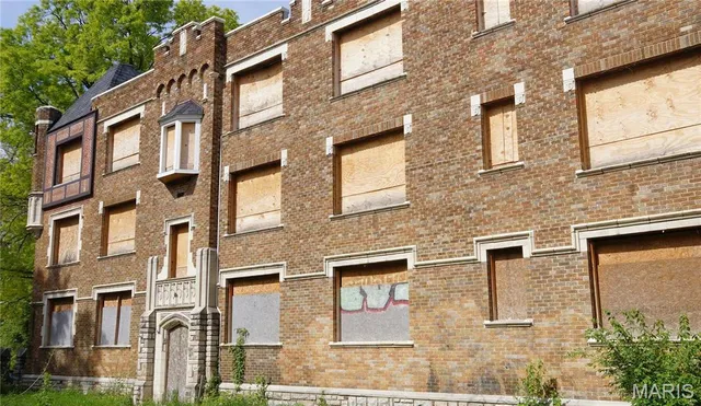 $1,099,000 | 5315 Cabanne Avenue, St. Louis, MO 63112