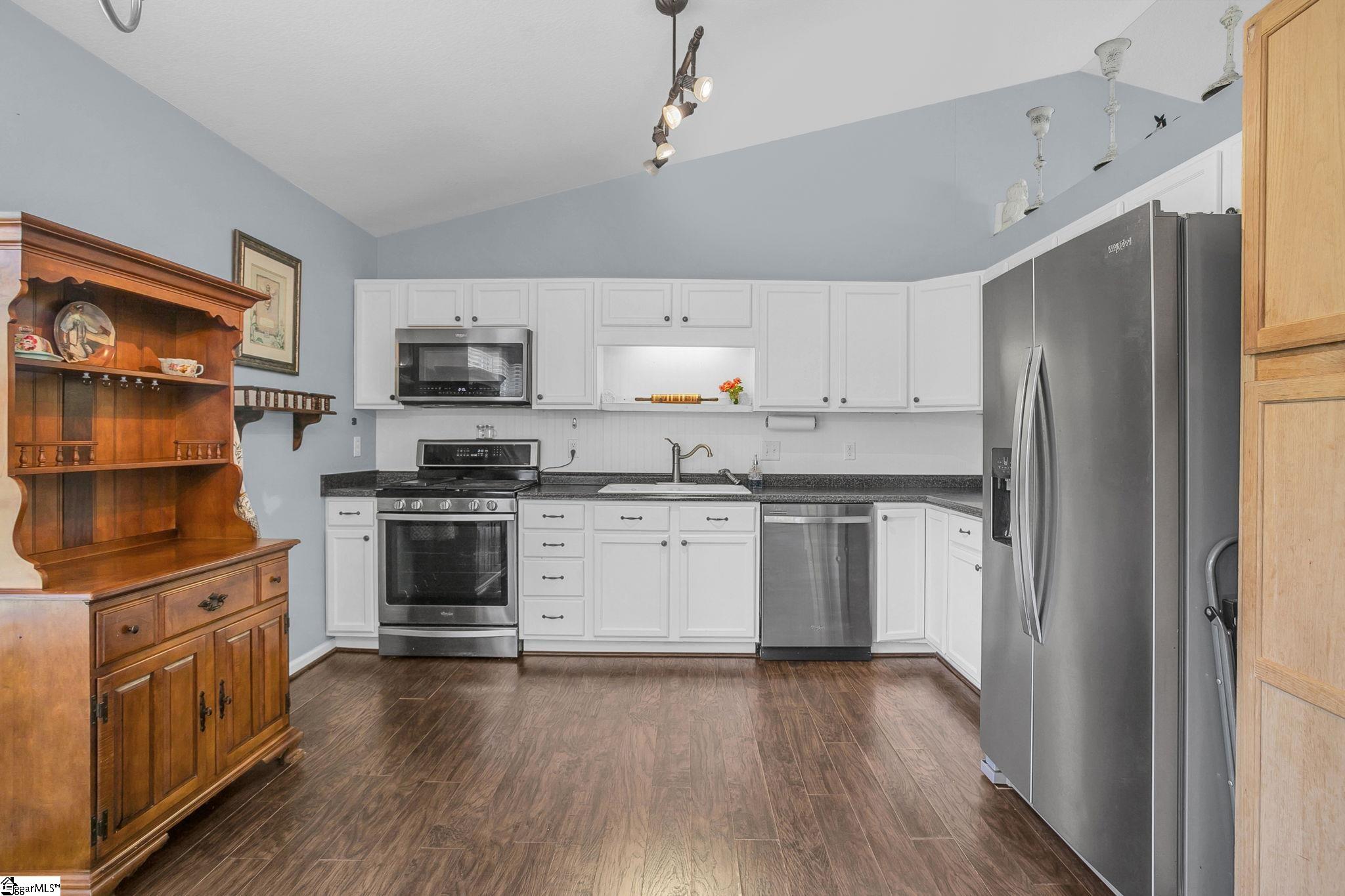 331 Bright Farm Road Duncan, SC 29334 - Photo 6 of 29