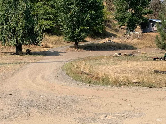 $600,000 | 120 Three Bear Lane, Stites, ID 83552