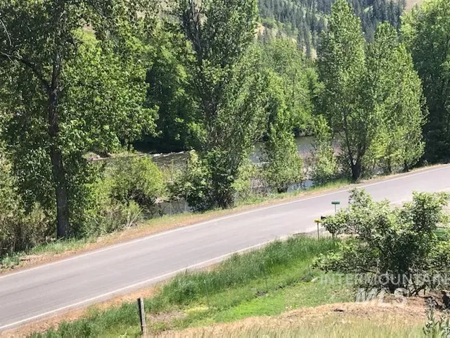 $600,000 | 120 Three Bear Lane, Stites, ID 83552