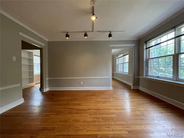 $259,900 | 7545 Wellington Way, Unit 2B, Clayton, MO 63105