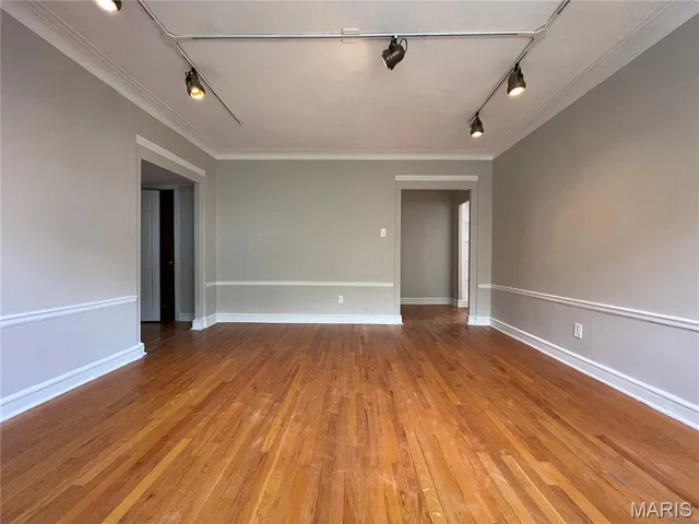 $259,900 | 7545 Wellington Way, Unit 2B, Clayton, MO 63105