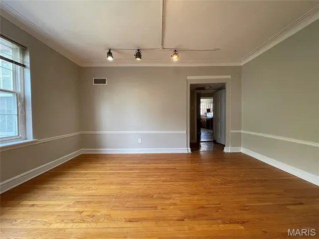 $259,900 | 7545 Wellington Way, Unit 2B, Clayton, MO 63105