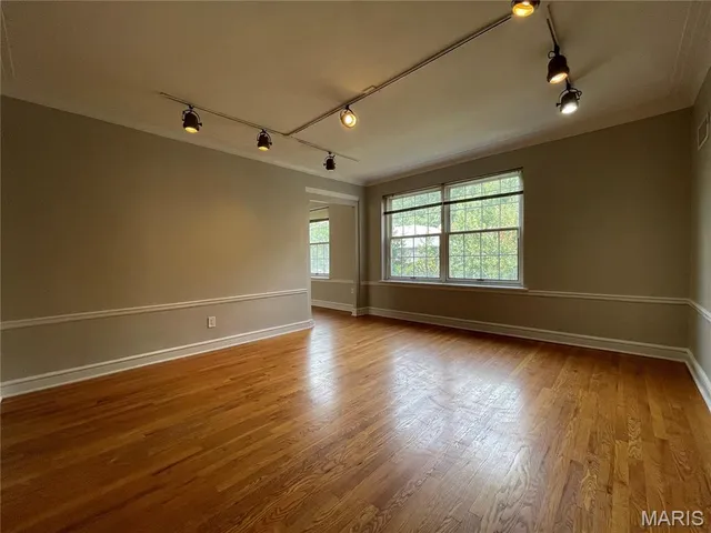 $259,900 | 7545 Wellington Way, Unit 2B, Clayton, MO 63105