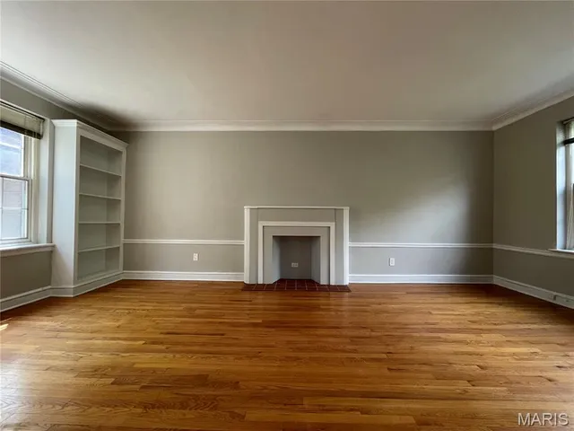 $259,900 | 7545 Wellington Way, Unit 2B, Clayton, MO 63105